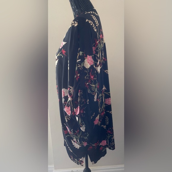 California Moonrise Floral Open Kimono Top Size Medium - Picture 4 of 11